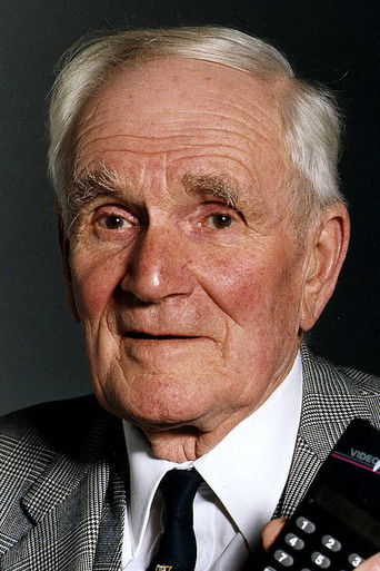 Desmond Llewelyn Poster