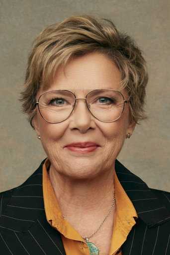Annette Bening Poster