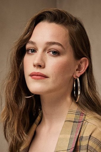 Victoria Pedretti Poster